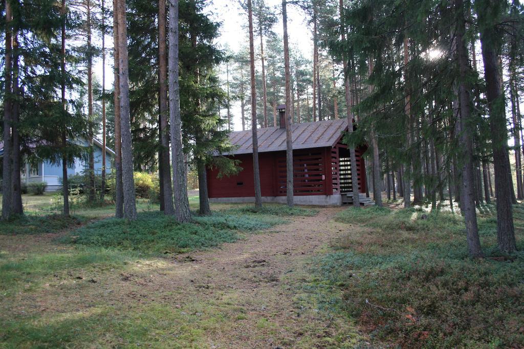 Lohijaerven Eraekeskus Hotel Lohijarvi Exterior photo